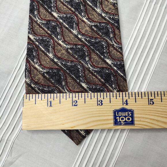 Evan Picone 100% Silk Mens Tie Necktie Blue Brown Geometric Waves Classic Length - Picture 6 of 8